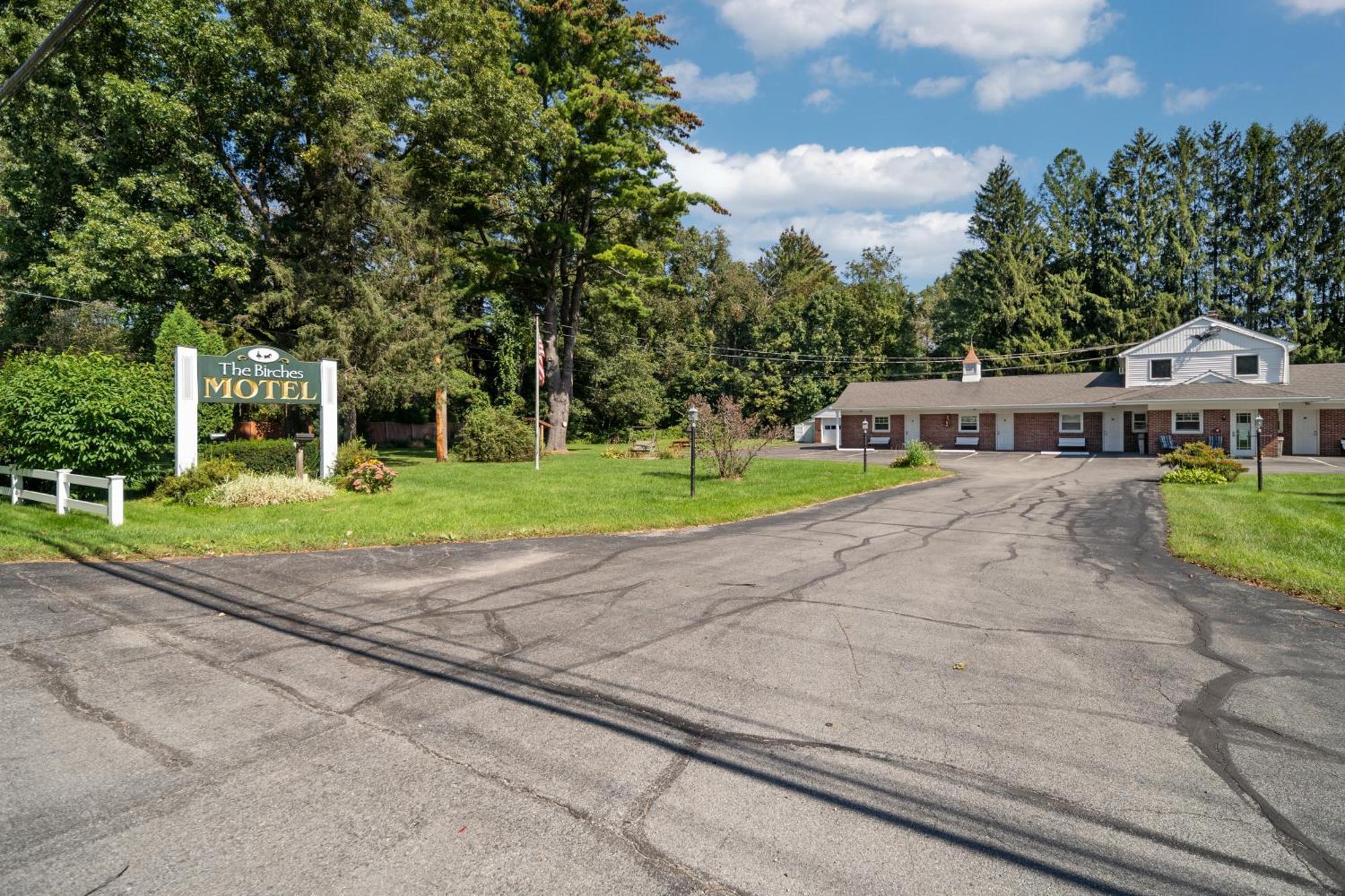 Birches Motel Σαρατόγκα Σπρινγκς Εξωτερικό φωτογραφία